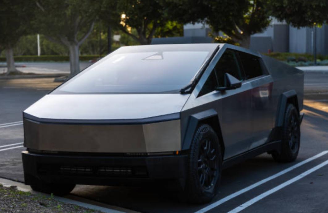 Tesla Cybertruck 2024 à Surrey, BC