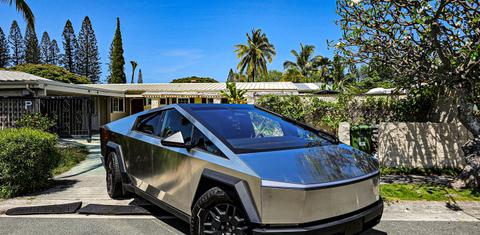 Tesla Cybertruck AWD 2024 rental in Honolulu, HI by Sergiy S. | Turo