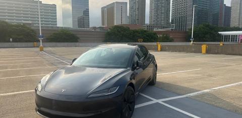 Tesla Model 3 2024