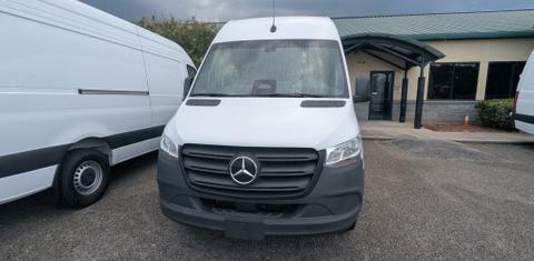 Mercedes-Benz eSprinter Cargo 2025