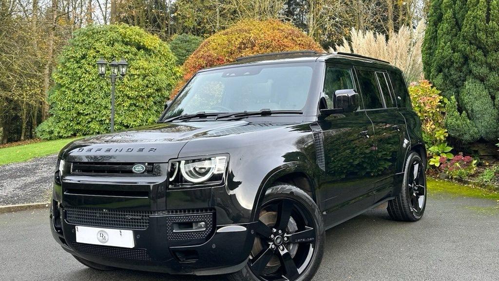 Land Rover Defender 2024 in Nashville, TN