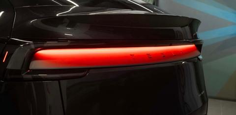 Tesla Model Y 2026