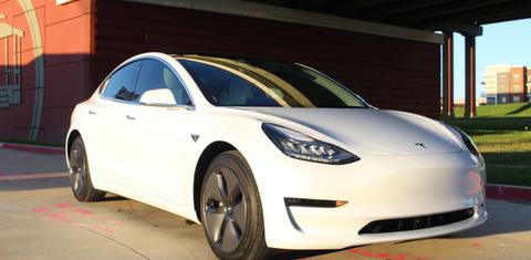 Tesla Model 3 2020