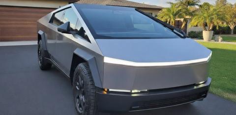 Tesla Cybertruck 2024