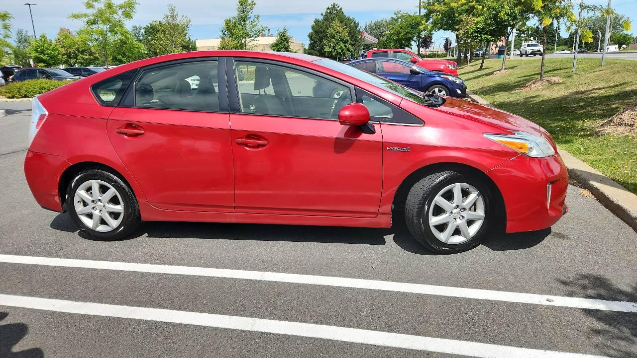 Toyota Prius 2013 à Longueuil, QC
