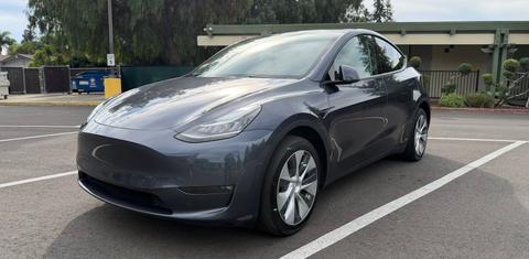 Tesla Model Y 2023