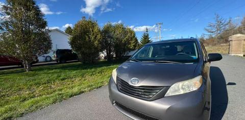 Toyota Sienna 2015