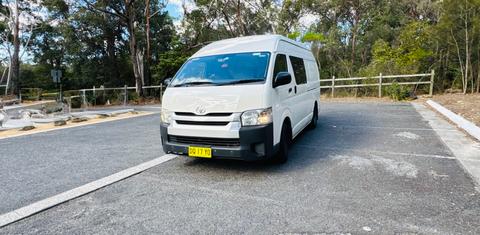 Toyota HIACE 2015
