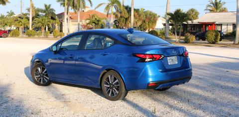 Nissan Versa 2021