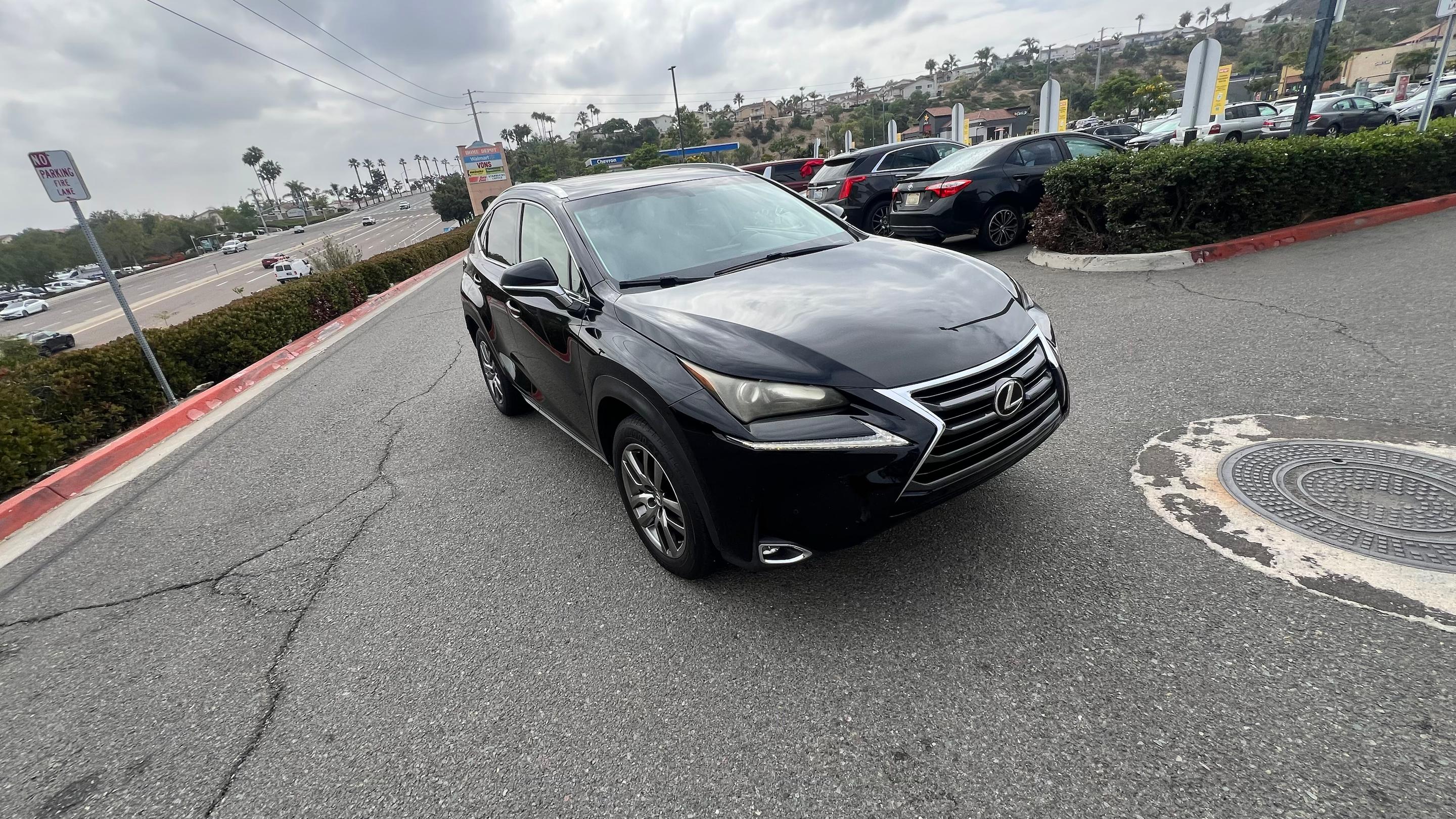Lexus NX 2016 in 