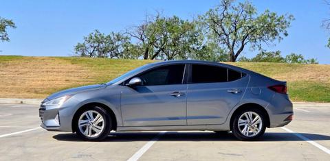 Hyundai Elantra 2019