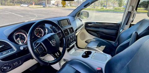 Dodge Grand Caravan 2017