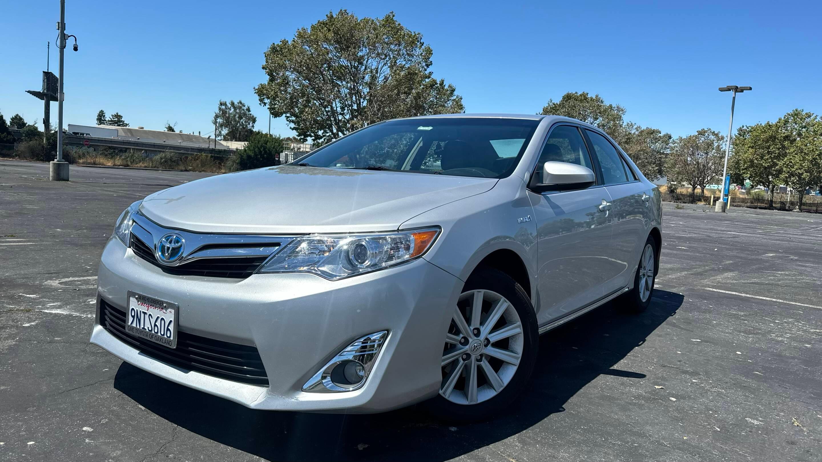 Toyota Camry Hybrid 2012 in 