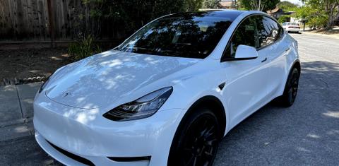 Tesla Model Y 2022