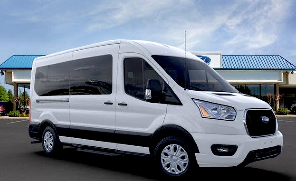 Ford Transit-350 Wagon 2021 in 