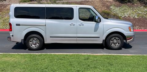 Nissan NV 2017