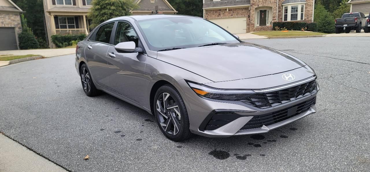 Hyundai Elantra 2025 in 