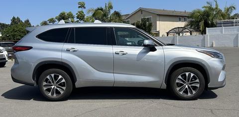 Toyota Highlander Hybrid 2021