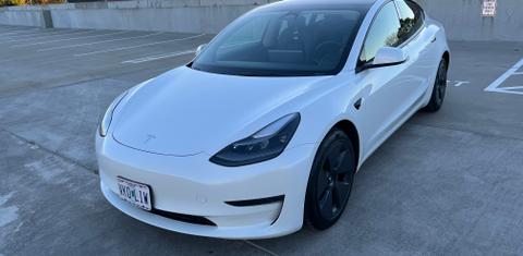 Tesla Model 3 2023