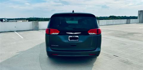 Chrysler Voyager 2023