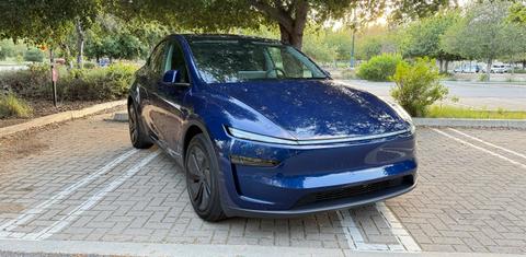 Tesla Model Y 2026