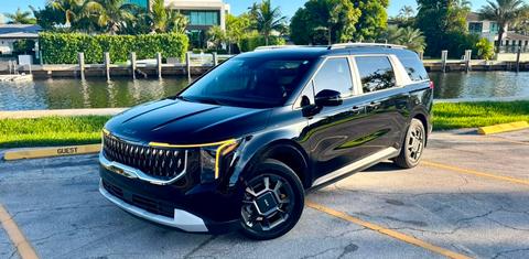 Kia Carnival Hybrid 2025