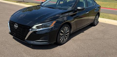 Nissan Altima 2025