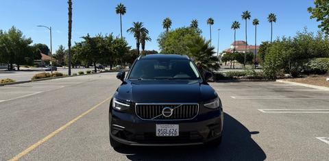 Volvo XC40 2025