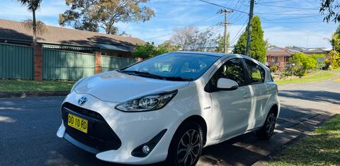Toyota PRIUS 2019