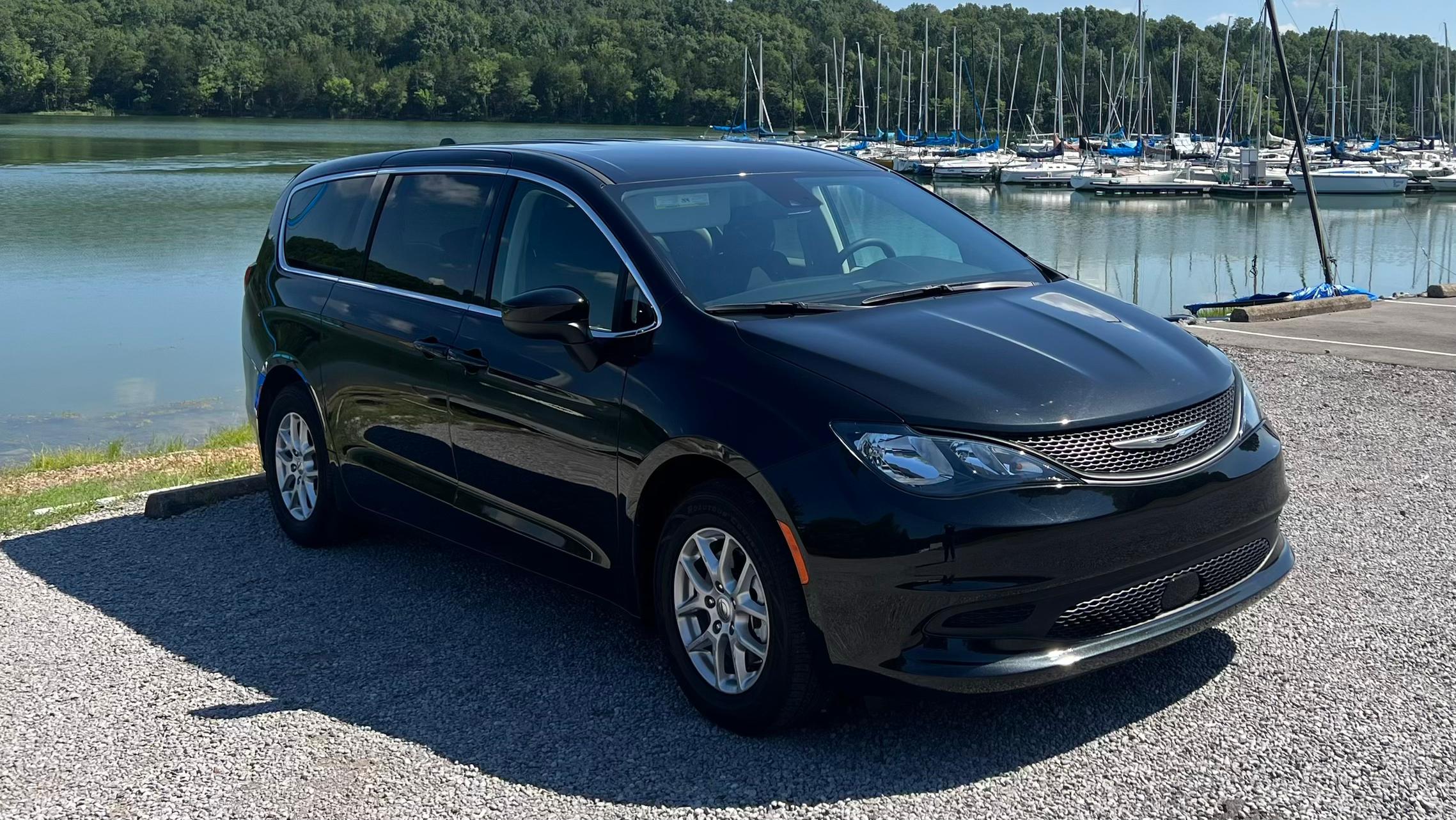 Chrysler Voyager 2024 in Nashville, TN