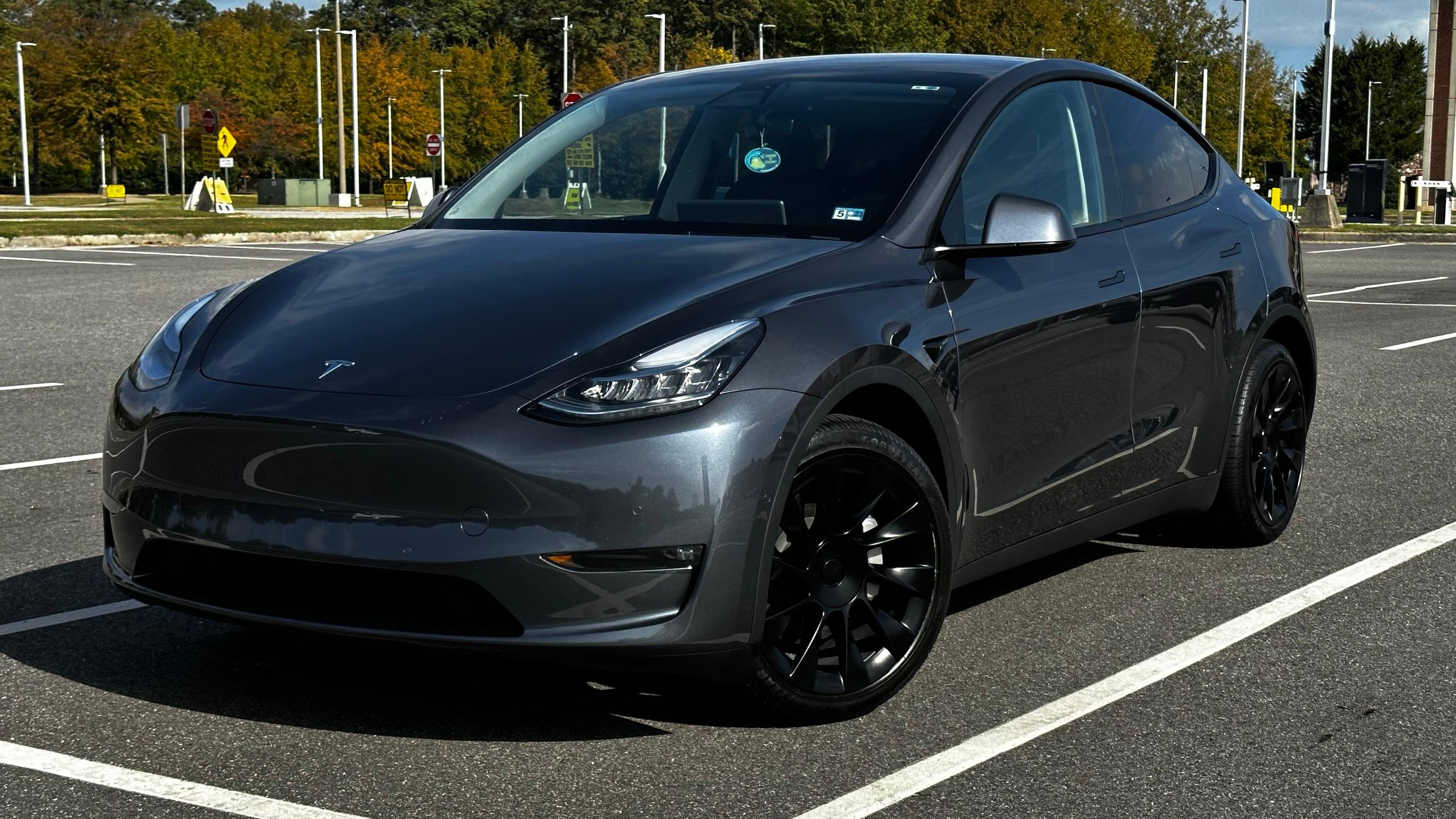 Tesla Model Y 2022 in 