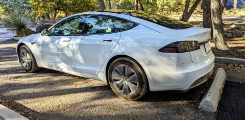 Tesla Model S 2023
