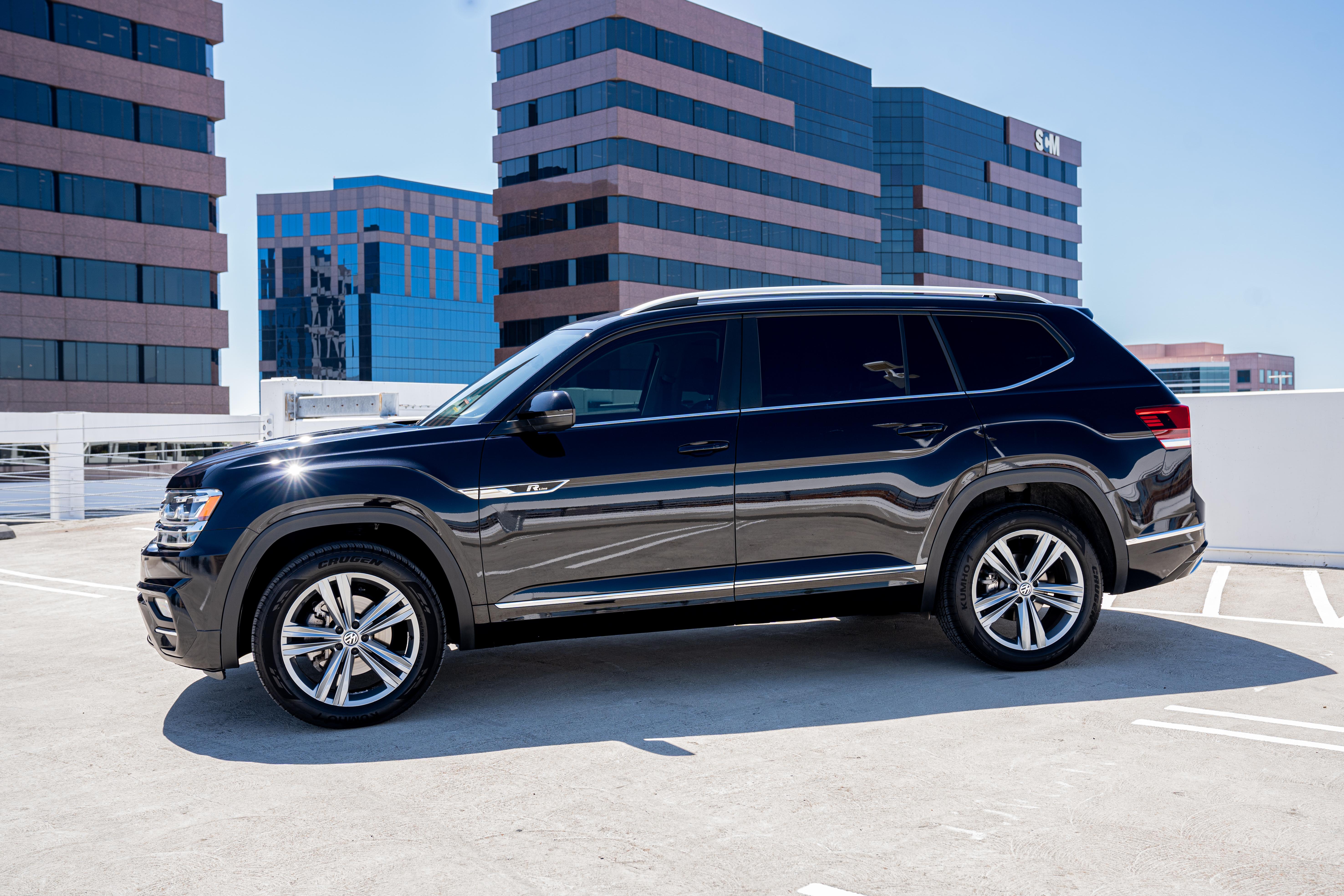 Volkswagen Atlas 2019 in Costa Mesa, CA