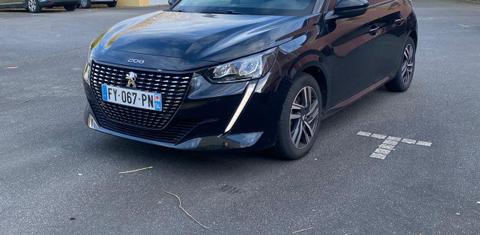 Peugeot 208 2021