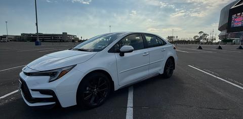 Toyota Corolla Hybrid 2026