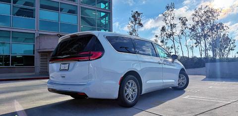 Chrysler Pacifica 2024