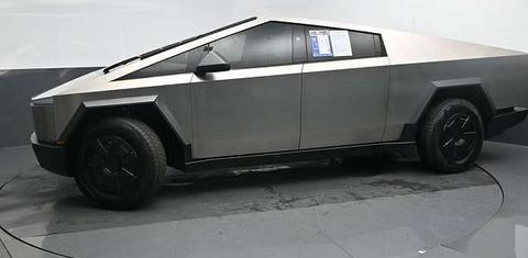 Tesla Cybertruck 2025