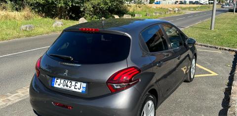 Peugeot 208 2017