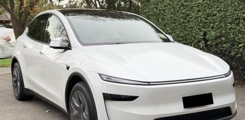 Tesla Model Y L Premium Long Range AWD 2026