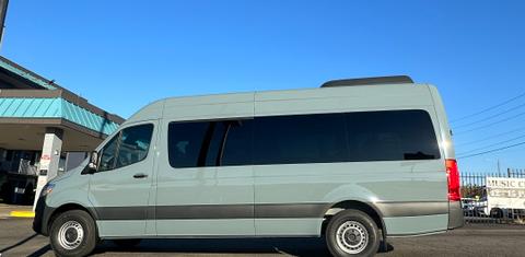 Mercedes-Benz Sprinter 2024