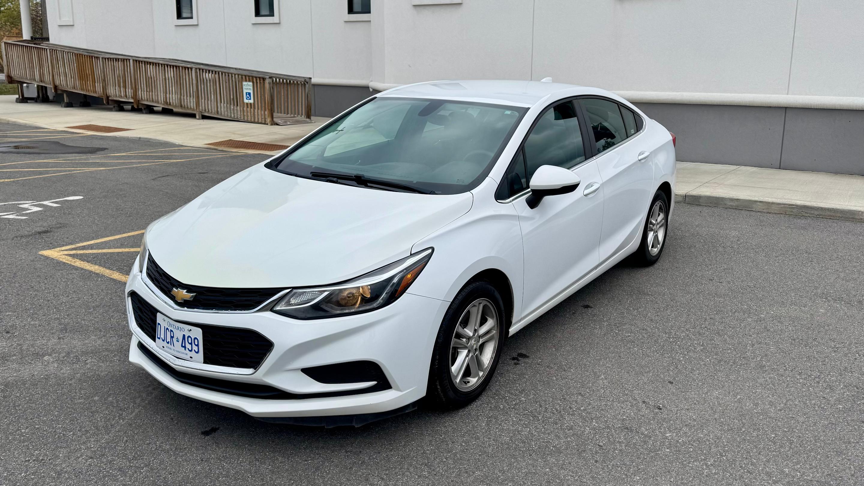 Chevrolet Cruze 2018 in Ottawa, ON