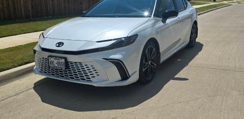 Toyota Camry Hybrid 2025