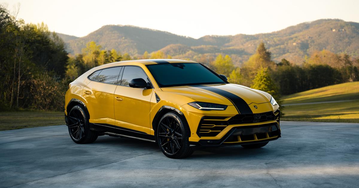 Urus 2019 rental in Greenville, SC by Streamline Automotive