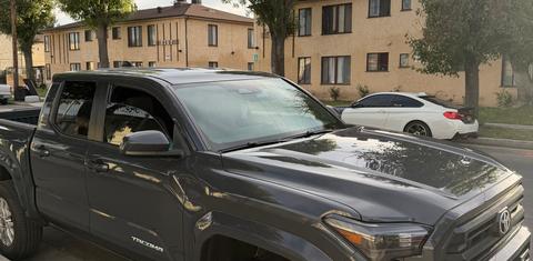 Toyota Tacoma 2024