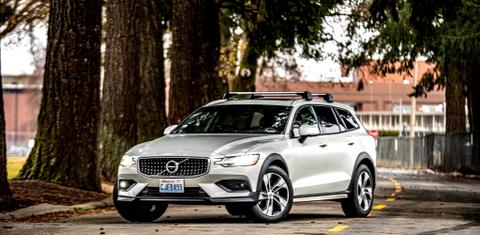 Volvo V60 Cross Country 2021