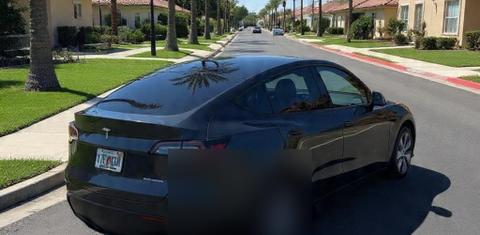 Tesla Model Y 2024