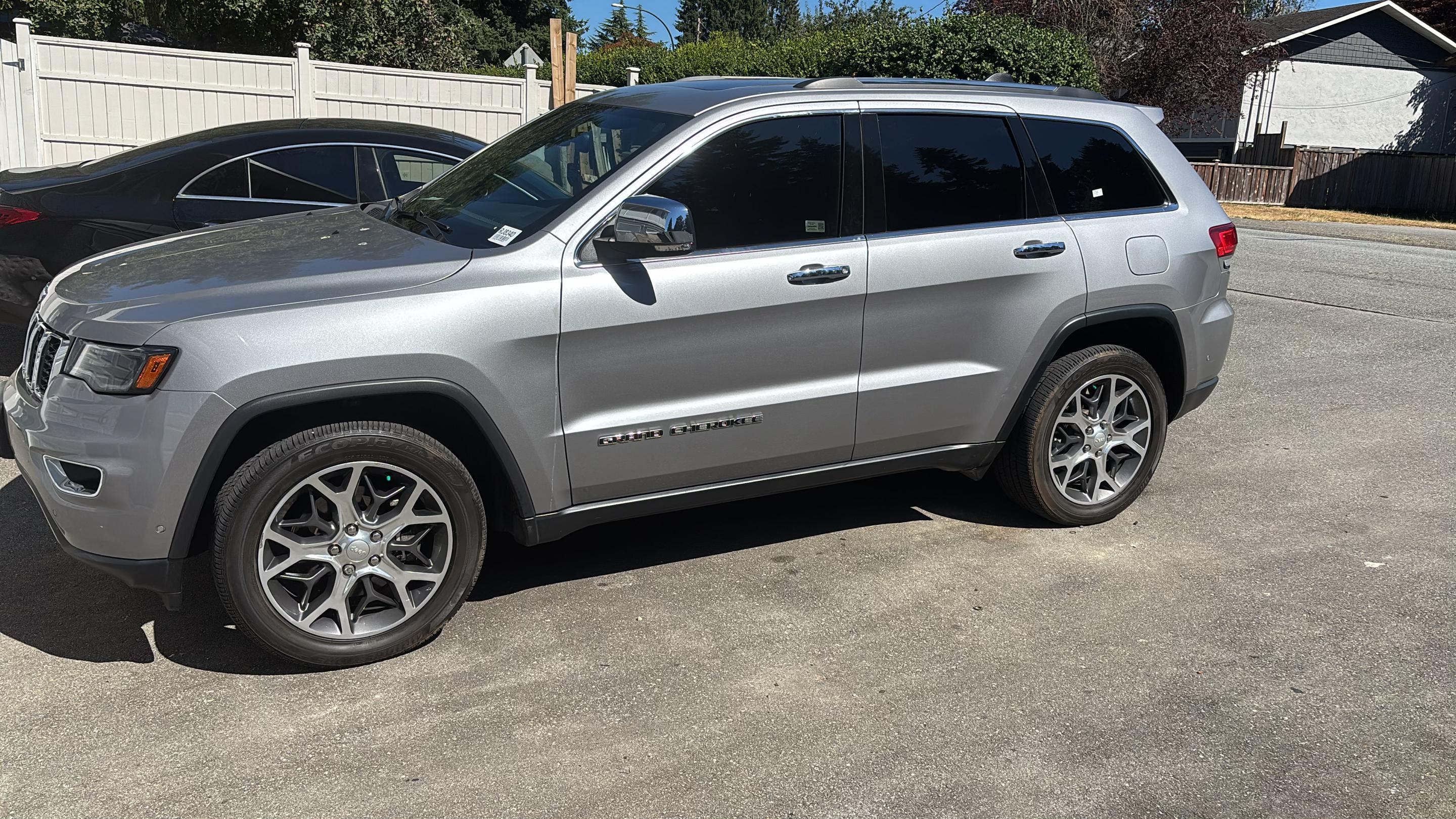 Jeep Grand Cherokee 2021 in Delta, BC