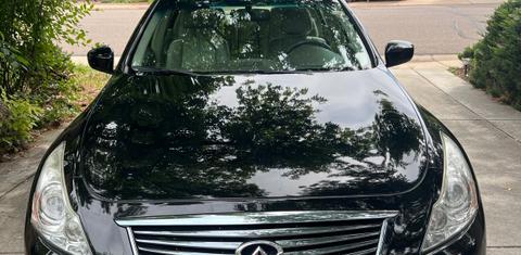 INFINITI G37 2012