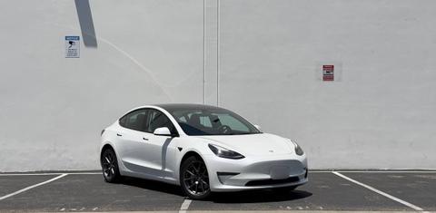 Tesla Model 3 2023