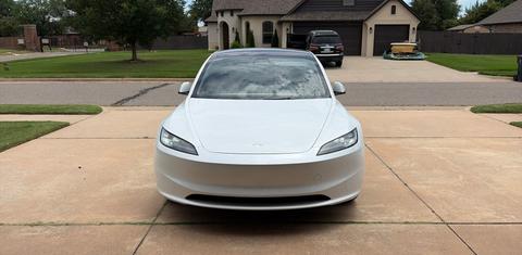 Tesla Model 3 2025